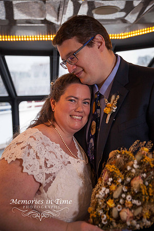 Minneapolis Wedding Photographer | Paradise Charter Cruises