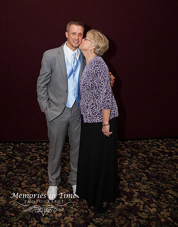 Minneapolis Wedding Photographer | The Courtyards of Andover