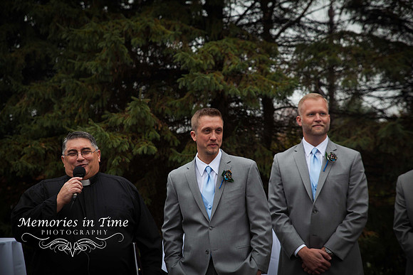 Minneapolis Wedding Photographer | The Courtyards of Andover