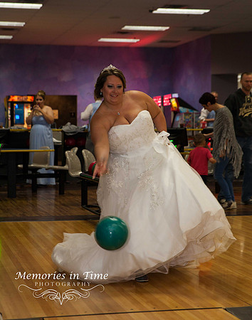 Minneapolis Wedding Photographer | The Courtyards of Andover