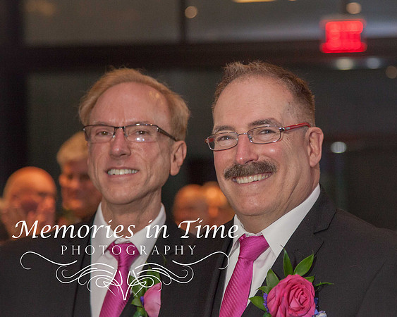 Minneapolis-LGBTQ-Wedding-Photographer-004
